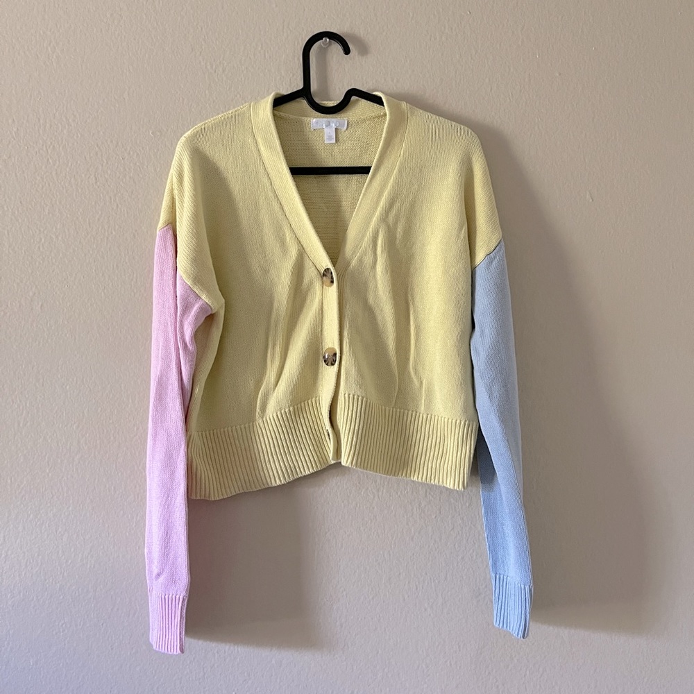 Easy Button Cardigan In Yellow Lemonade- Pinkblue